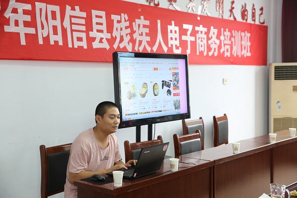 ��ѵ���ʦ�����ڿ�